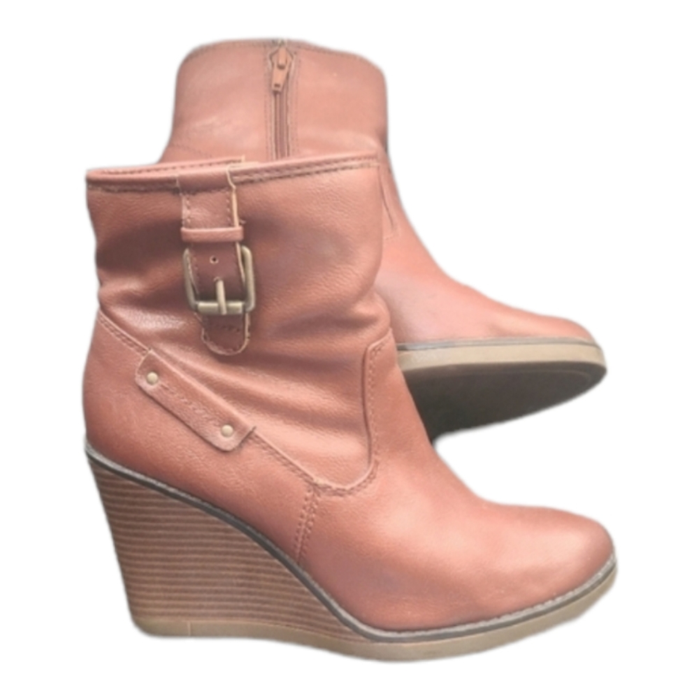 🌺LIZ CLAIBORNE BOOTS.